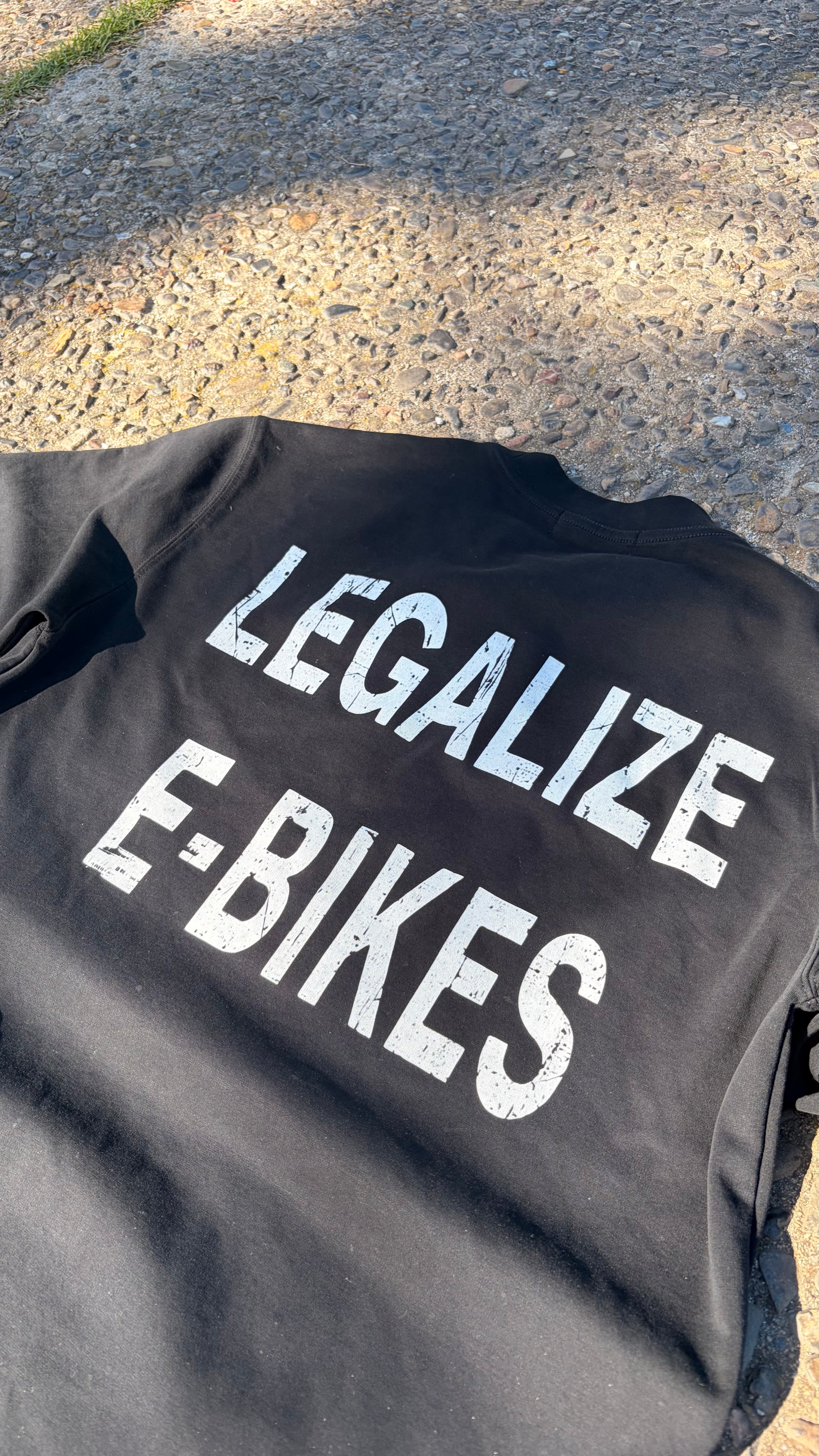 "legalize e-bikes" long sleeve breathable shirt no wash, loose.